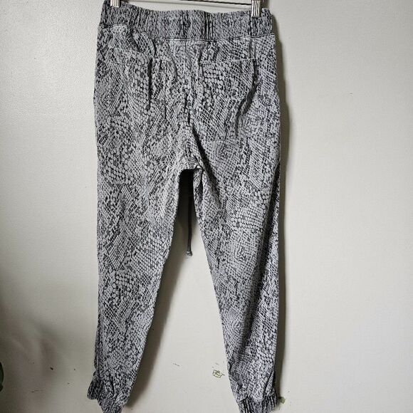EUC CLOTH & STONE ANIMAL PRINT SOFT TENCEL BLEND JOGGER PANTS SZ XS - Picture 2 of 14